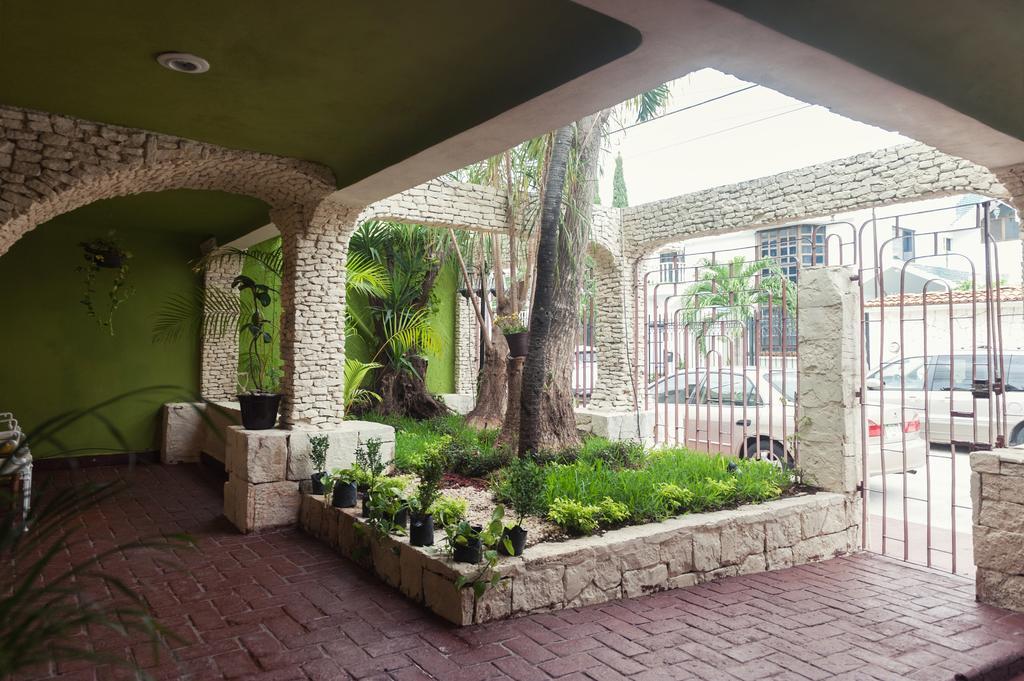 The Arrival Hostal Cancún Exteriör bild
